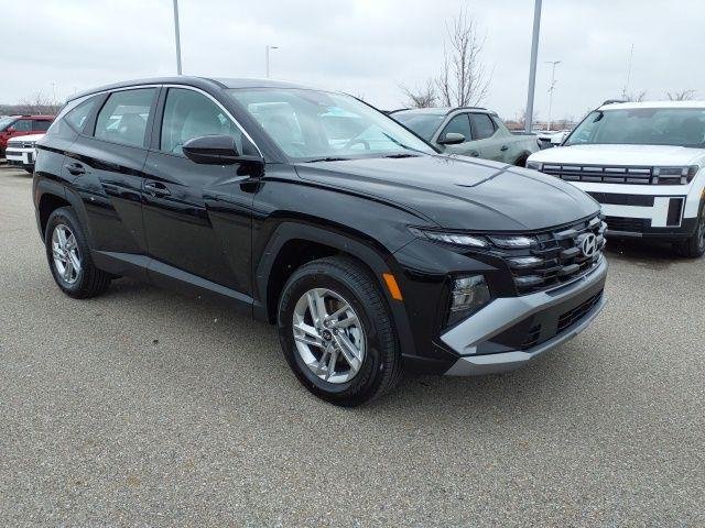 New 2026 Phantom Black Hyundai SE image 4