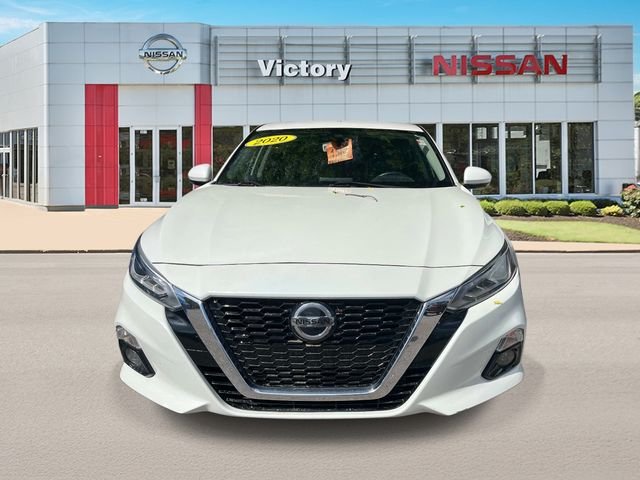 Certified Used 2020 White Nissan 2.0 Platinum image 3