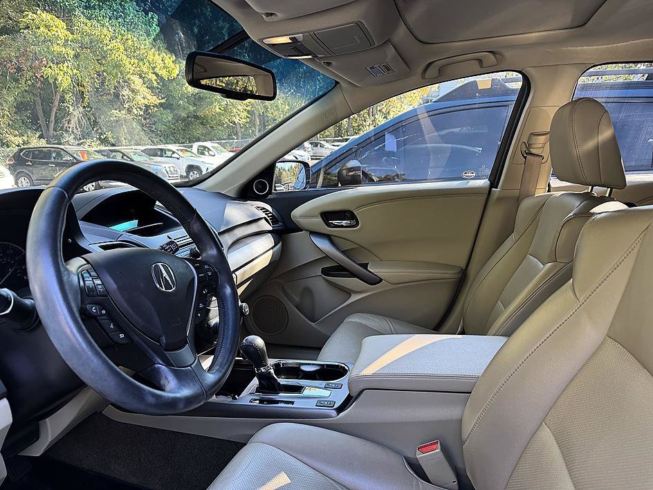 Used 2015 Crystal Black Pearl Acura Base image 6