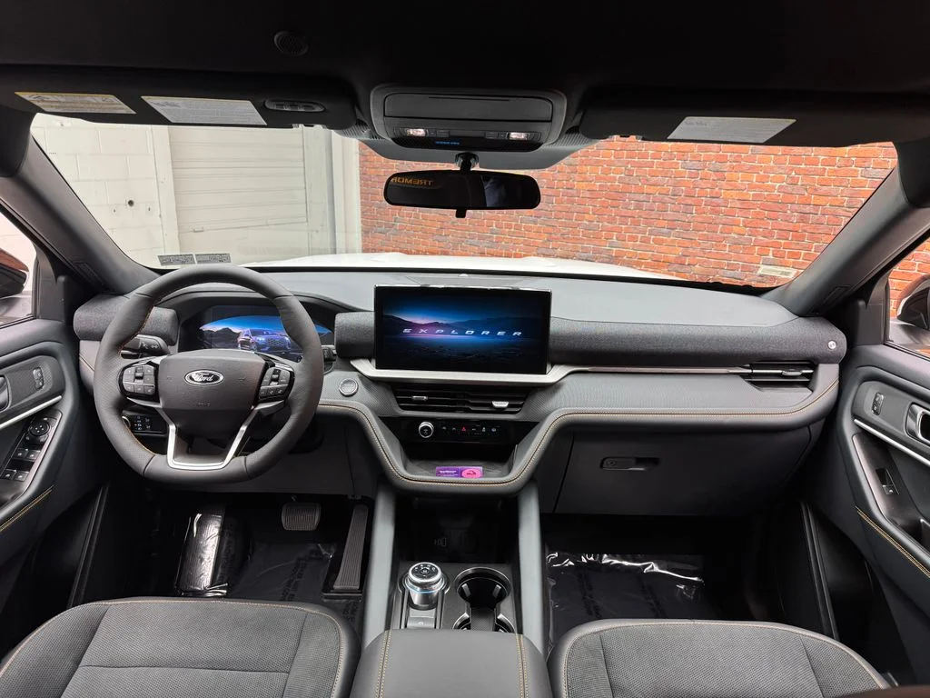 New 2026 Star White Metallic Tri-Coat Ford Tremor® image 12