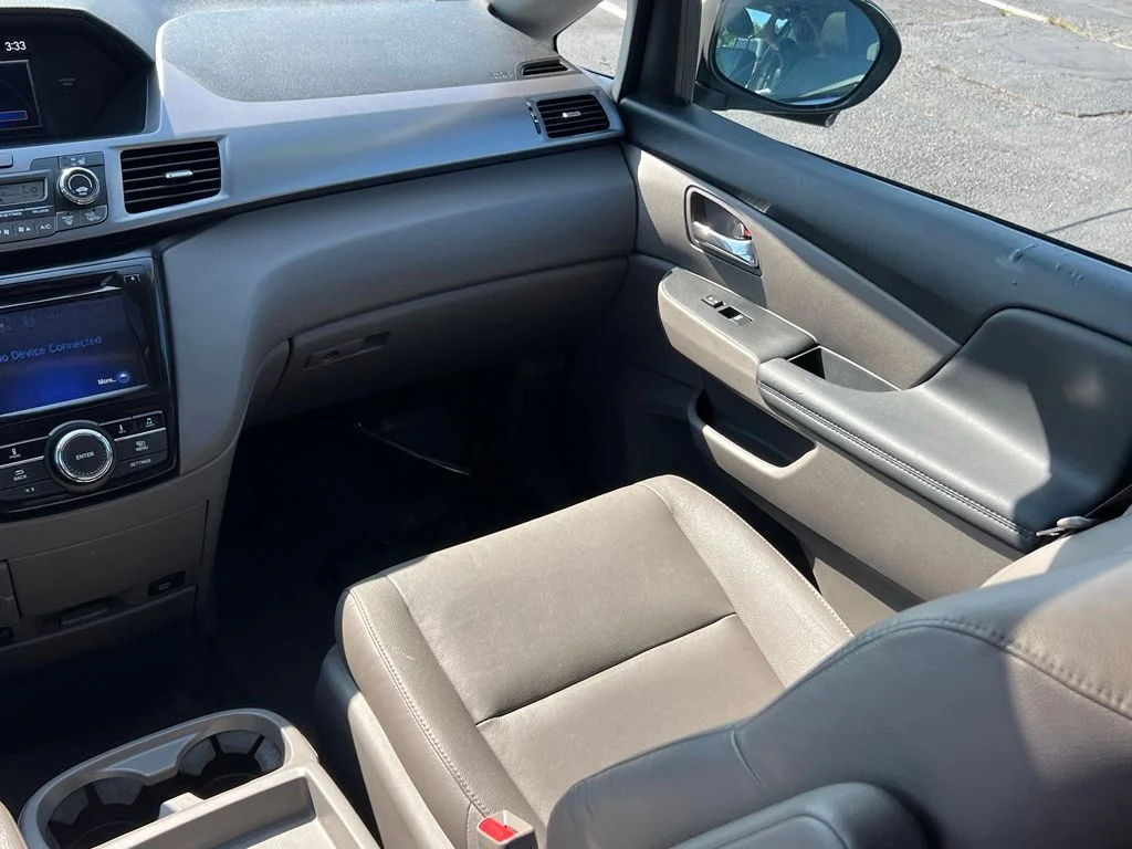 Used 2014 Modern Steel Metallic Honda EX-L image 19