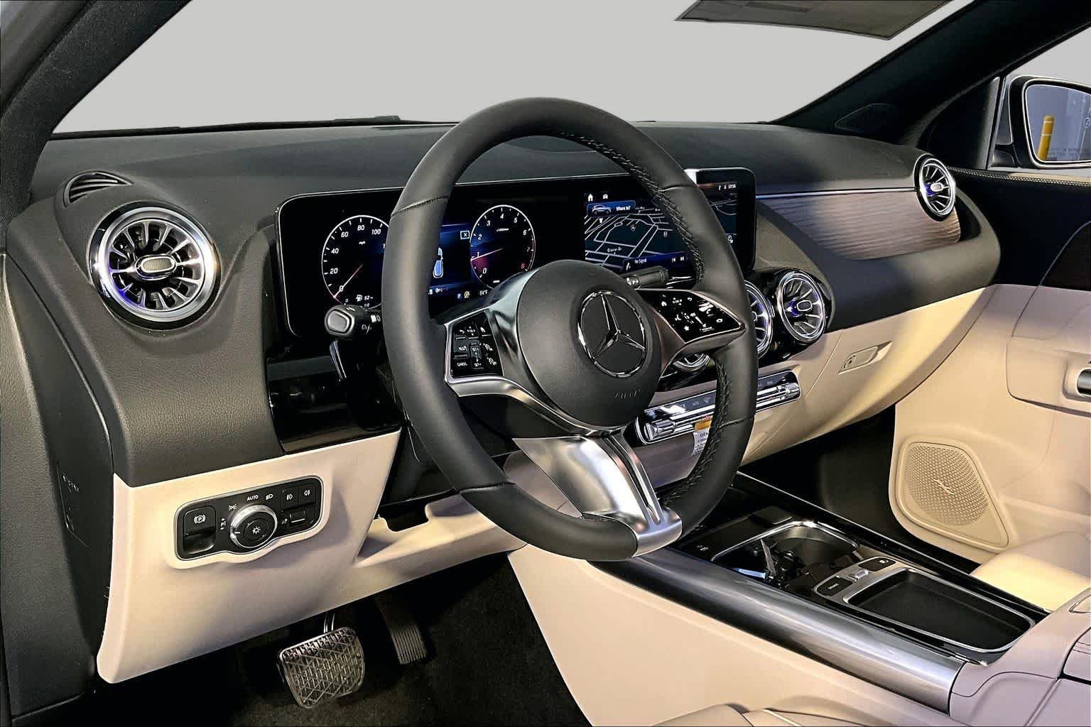 New 2026 Cirrus Silver Metallic Mercedes-Benz GLA 250 image 9