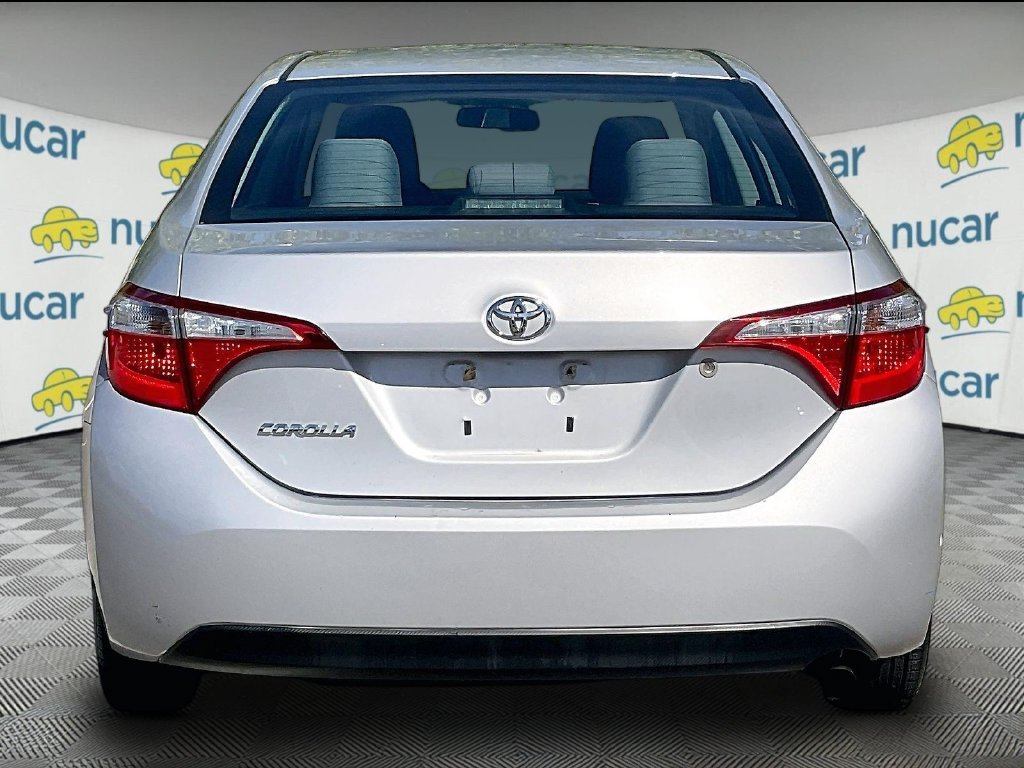 Used 2015 Silver Toyota L image 5