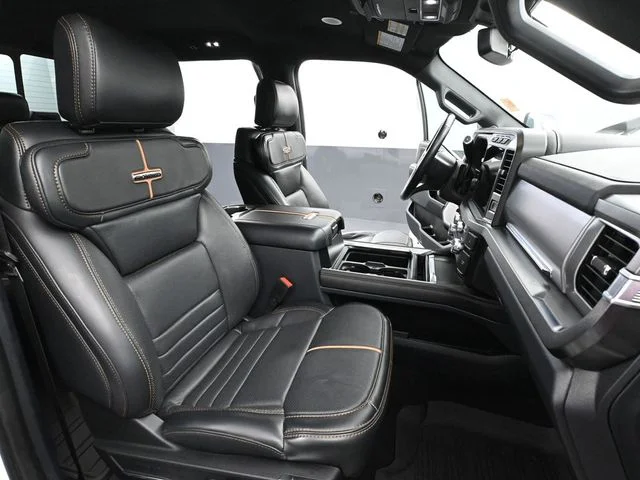 2024 Ford F-350 Super Duty Platinum - Photo 48