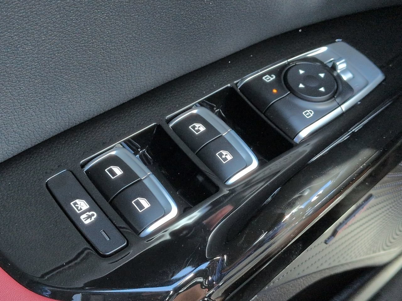 New 2027 Wolf Gray Kia GT-Line image 28