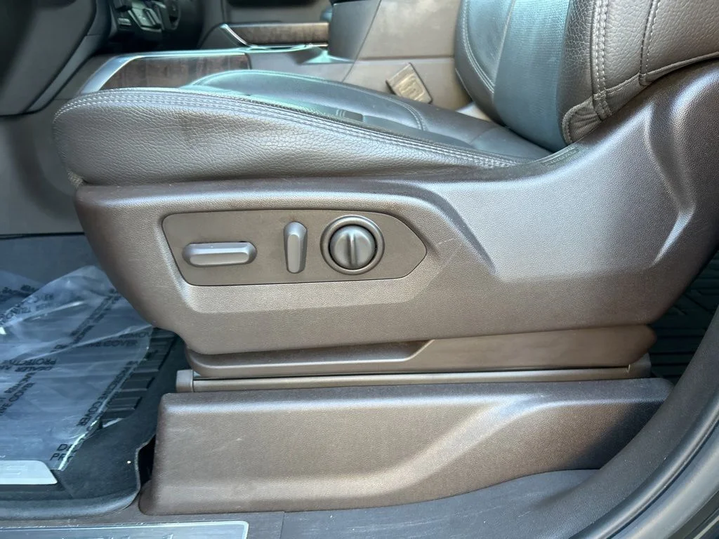 Used 2021 Black GMC Denali image 16