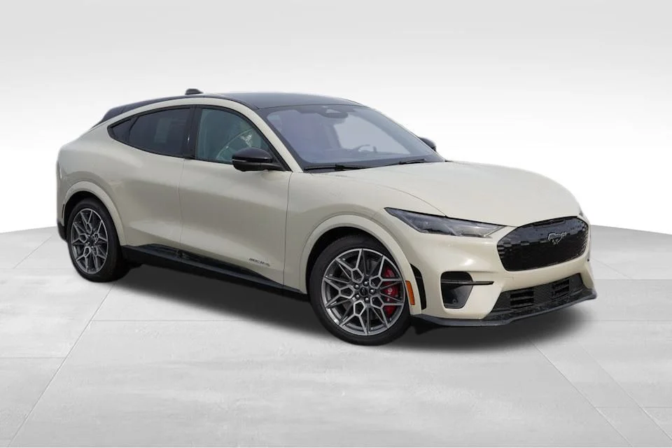 2025 Ford Mustang-Mach-e GT's photo