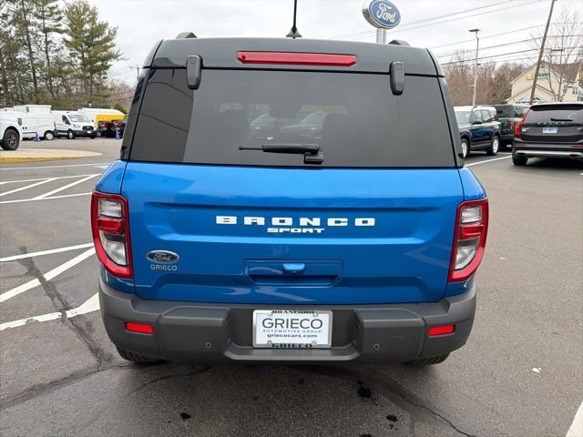 Used 2025 Blue Ford Outer Banks image 6