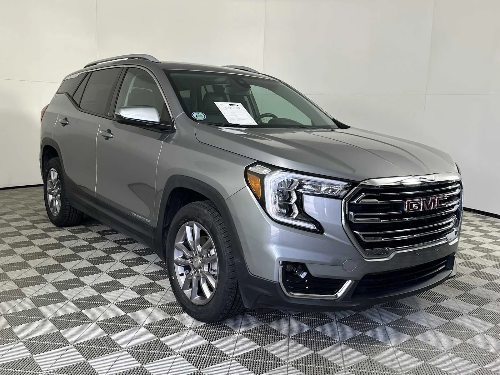 2024 GMC Terrain SLT AWD's photo