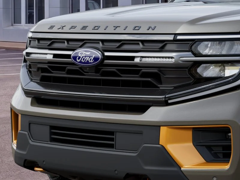 New 2027 Marsh Gray Ford Tremor® image 17