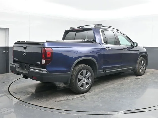 Used 2020 Obsidian Blue Pearl Honda RTL-E image 10