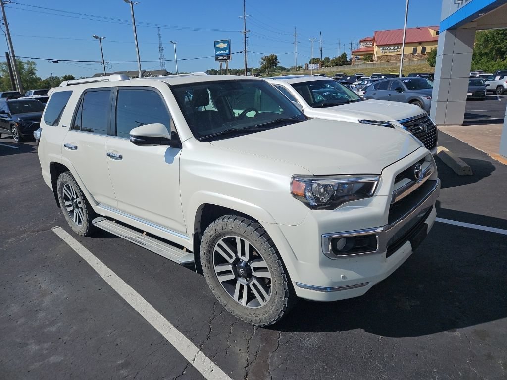 Used 2018 Toyota 4Runner Limited with VIN JTEBU5JR0J5535076 for sale in Kansas City