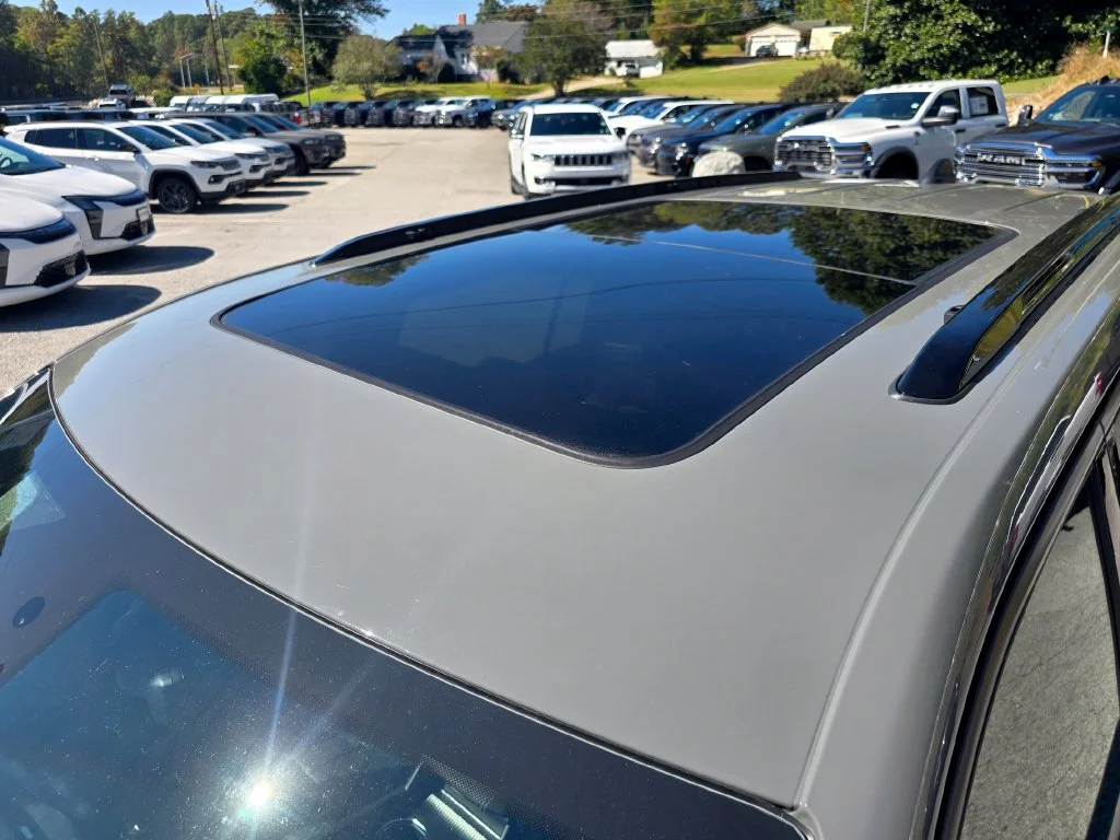 New 2027 Gray Jeep Limited Reserve image 22