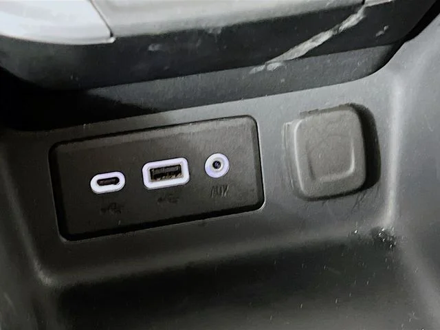 Used 2024 Silver GMC SLE image 20