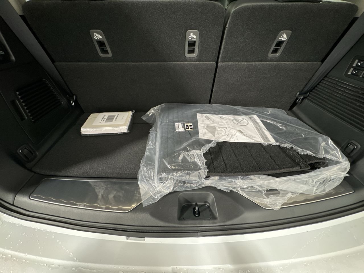 2025 INFINITI QX80 Sensory 4WD - Photo 31