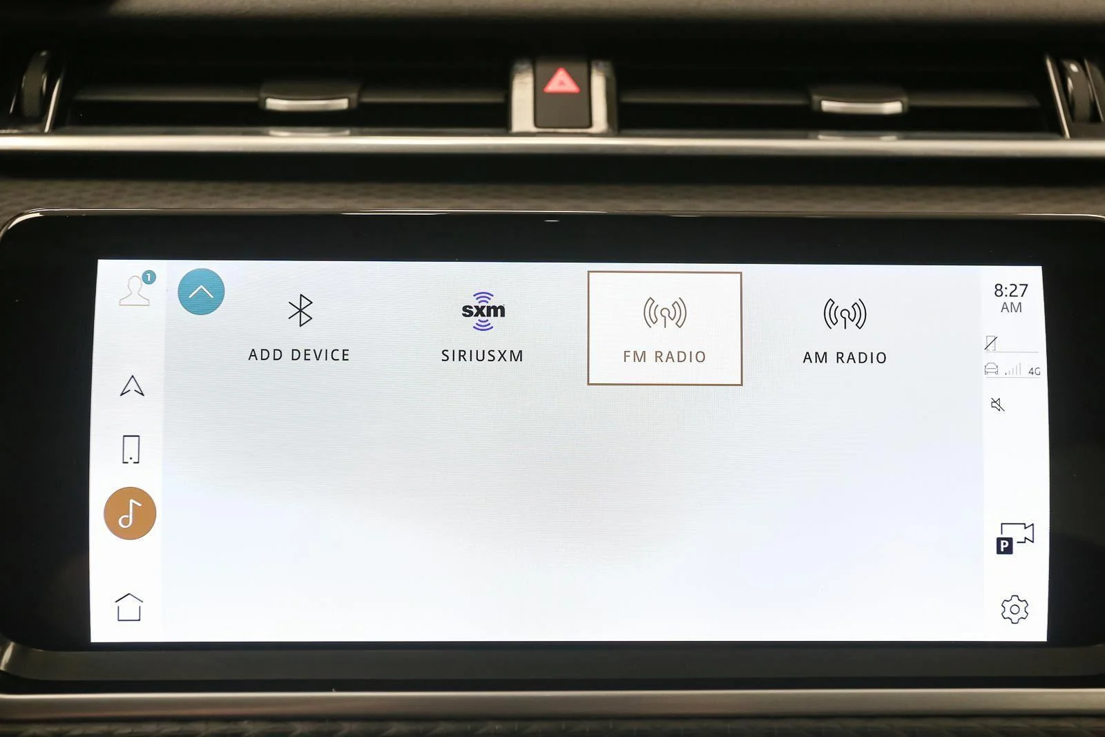 Used 2023 Fuji White Land Rover R-Dynamic S image 27