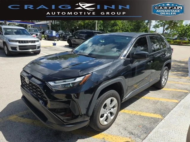 2024 Toyota RAV4 LE