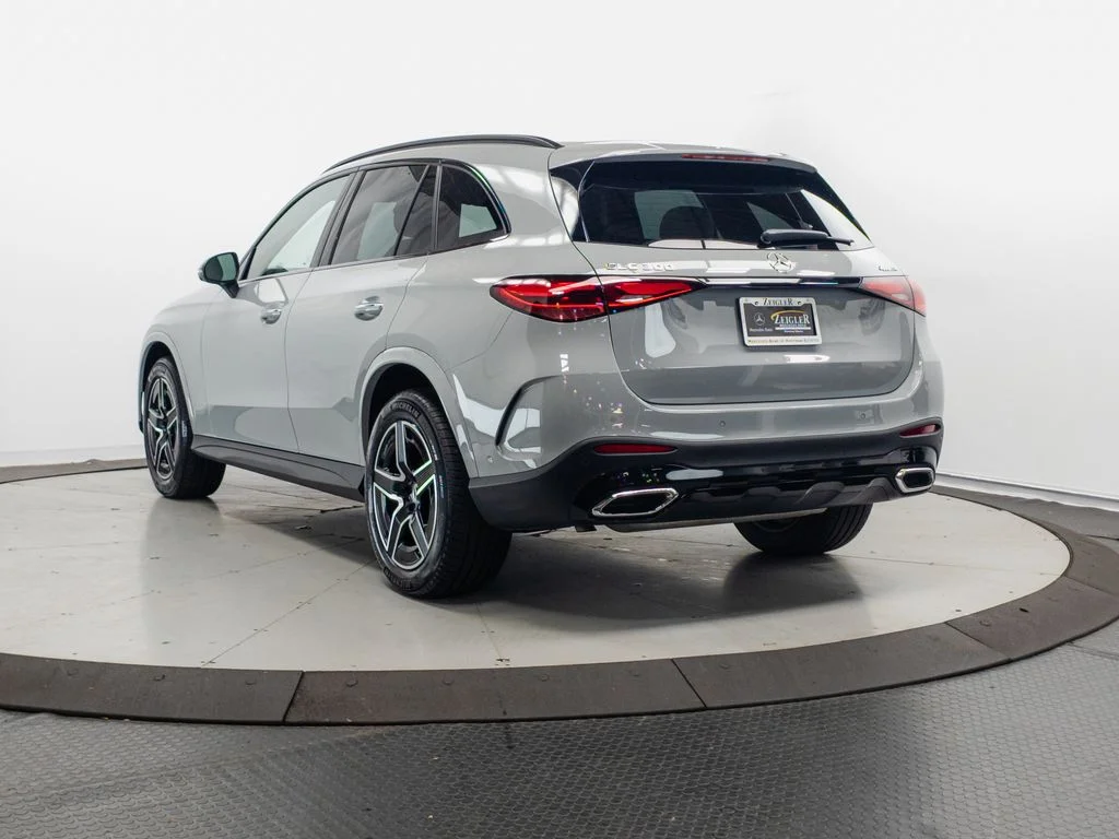 Certified Used 2026  Mercedes-Benz GLC 300 image 29