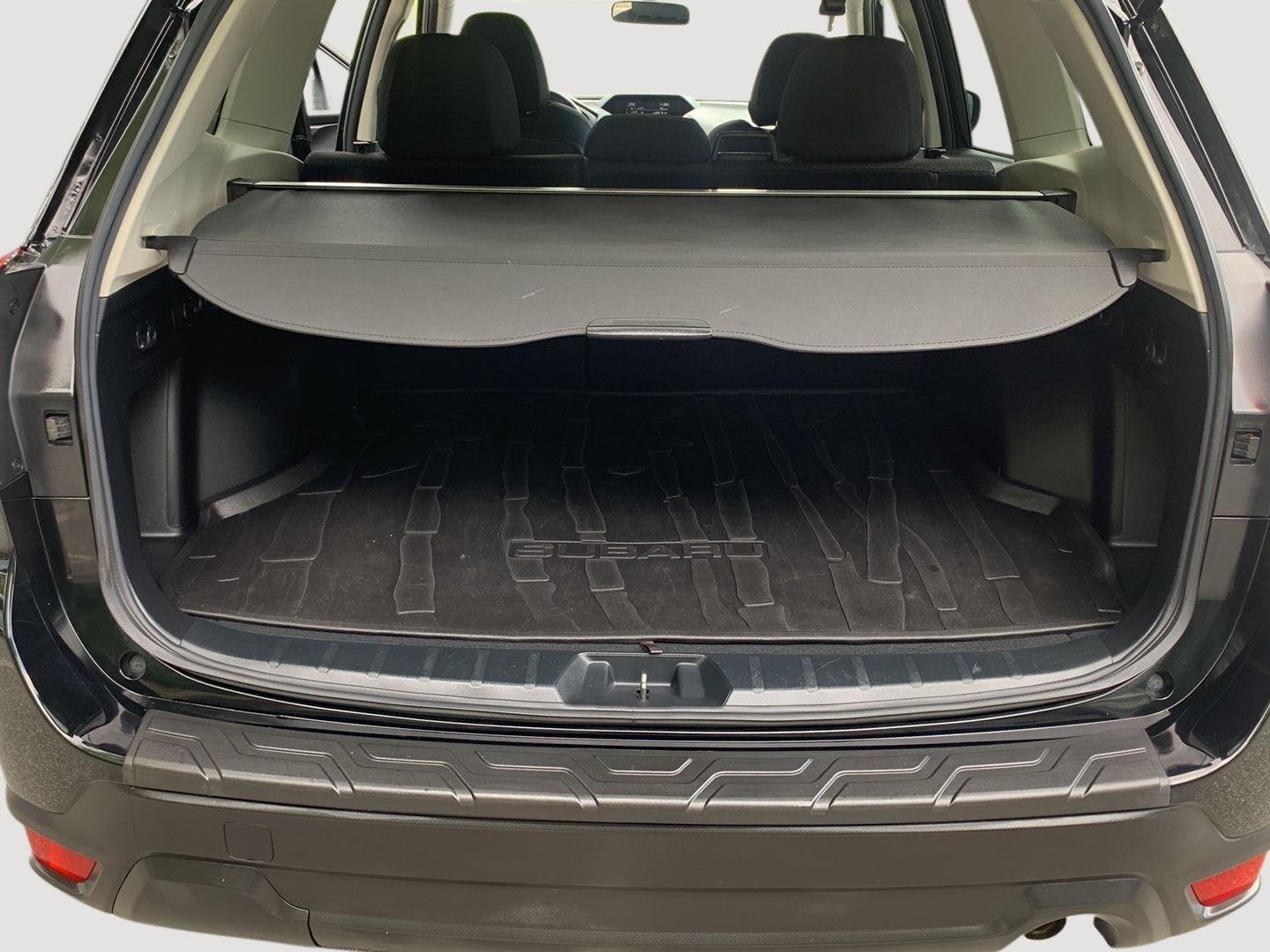 Used 2019 Crystal Black Silica Subaru Premium image 14