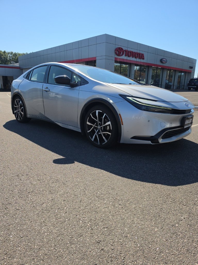 Used 2023 Beige Toyota XSE image 1