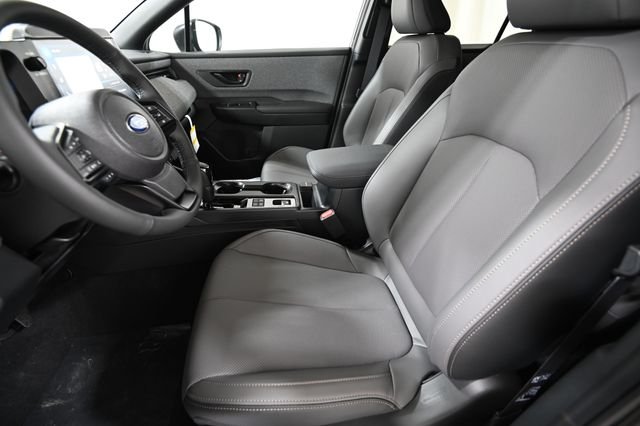 New 2026 CRYSTAL BLACK SILICA Subaru Limited image 8