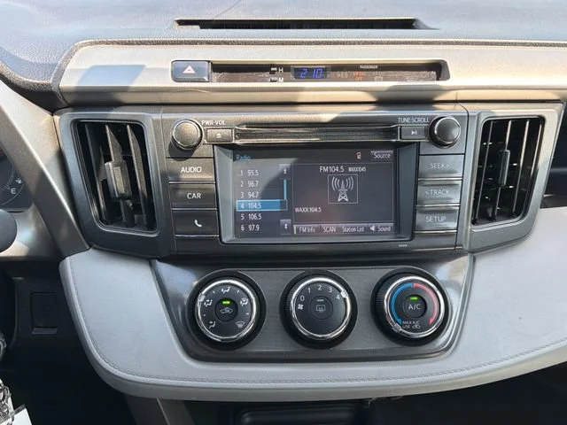 Used 2015 Black Toyota LE image 20