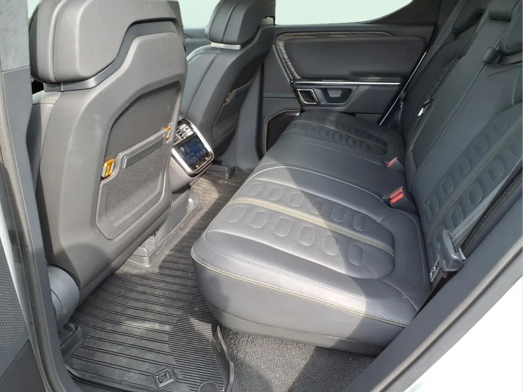 Used 2022 White Rivian Adventure image 22