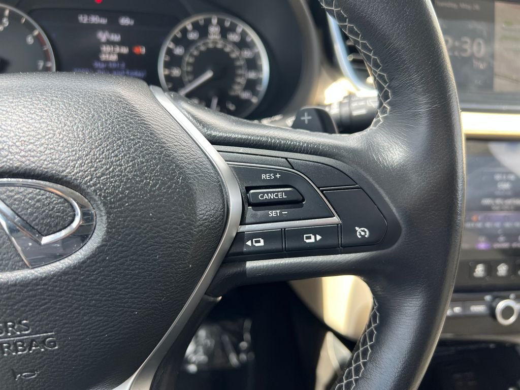 Used 2020 Gray INFINITI LUXE image 22