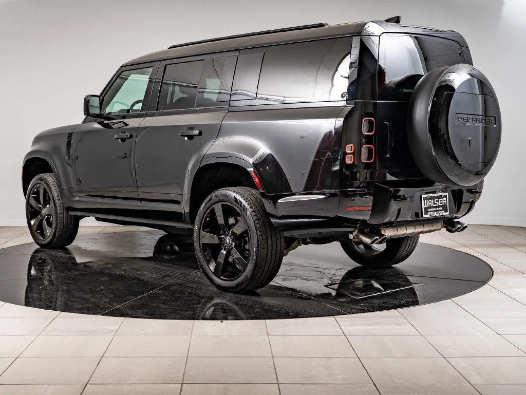 Used 2025 Black Land Rover V8 image 6