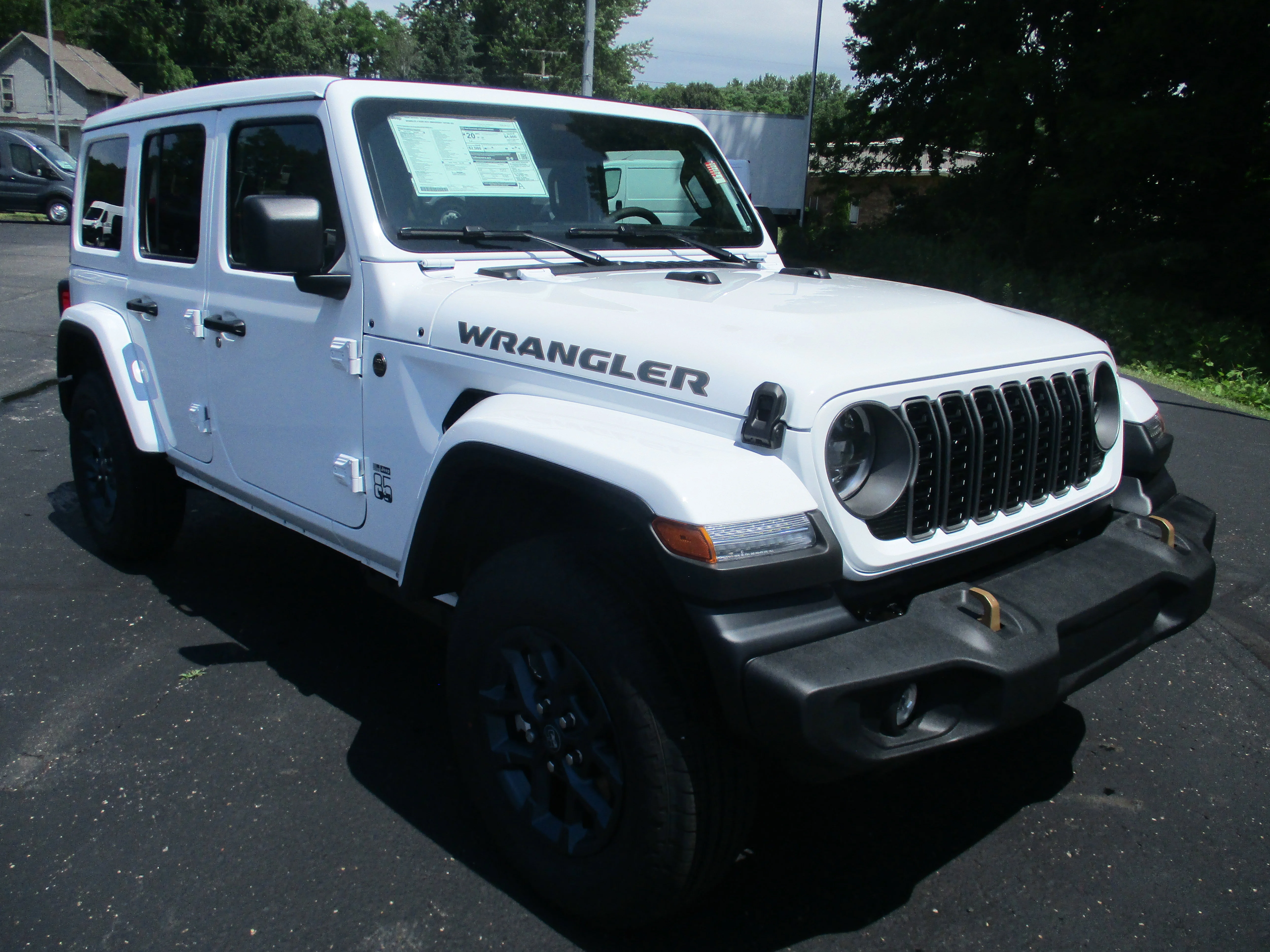New 2026 Bright White Clear-Coat Exterior Paint Jeep 85th Anniversary image 5