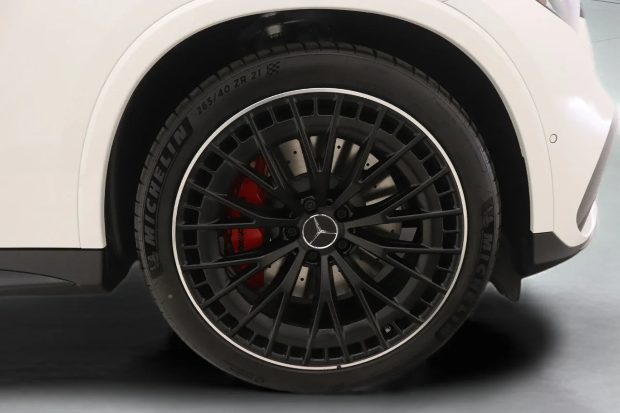 New 2026 Polar White Mercedes-Benz 43 AMG® 4MATIC® image 10