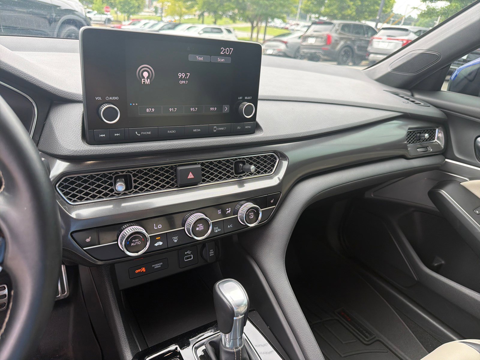 Used 2024 Apex Blue Pearl Acura with A-Spec Package image 5