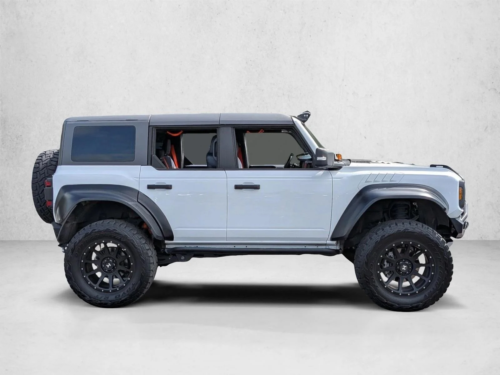 Used 2023 Oxford White Ford Raptor image 5