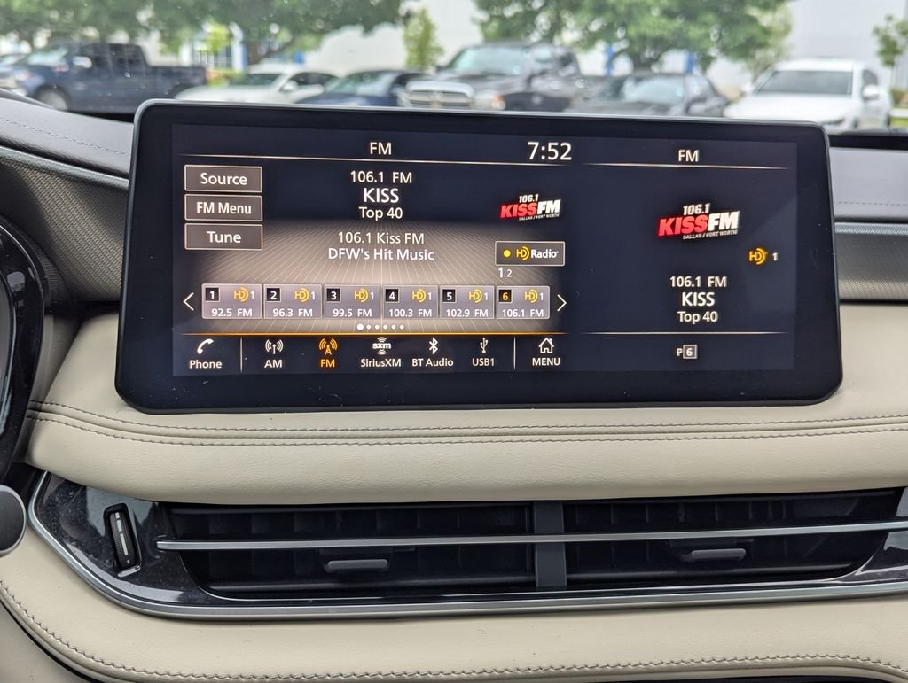Used 2023 Black INFINITI LUXE AWD image 6