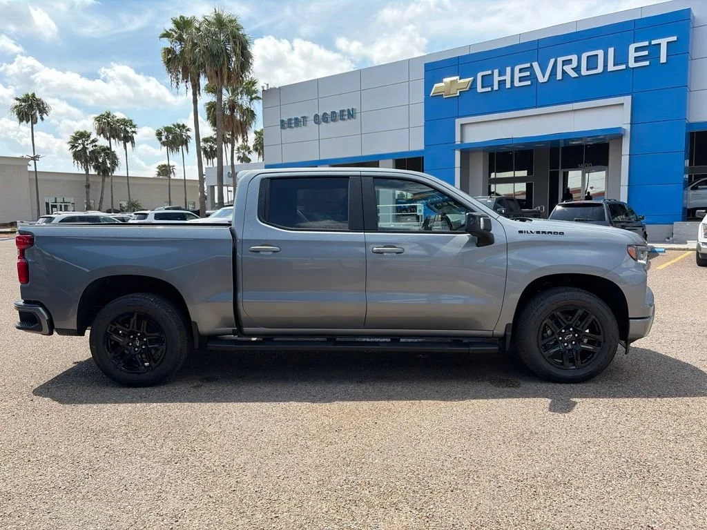 New 2026 Sterling Gray Metallic Chevrolet RST image 3