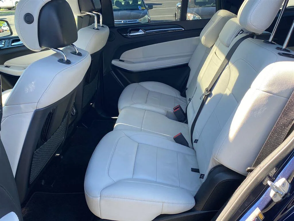 Used 2018 Lunar Blue Metallic Mercedes-Benz GLS 550 image 15
