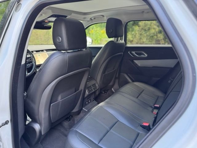 Used 2024 Fuji White Land Rover S image 12