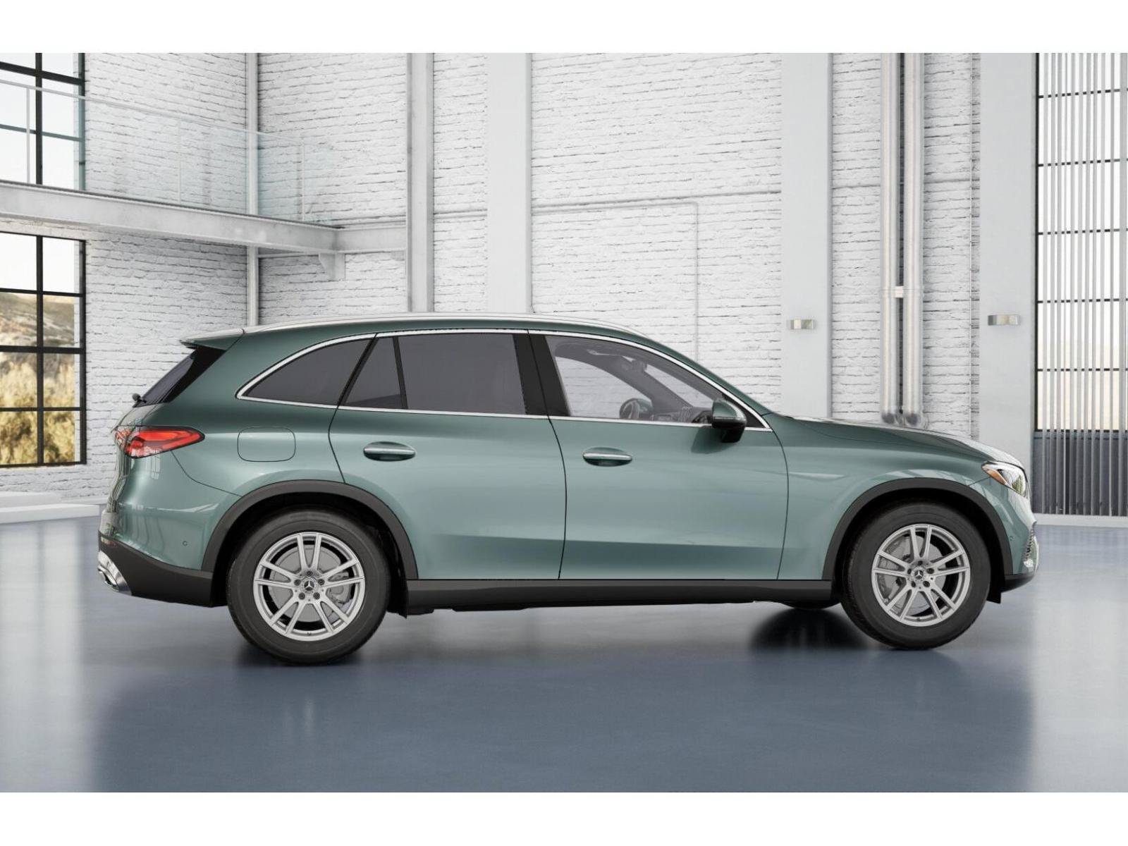 New 2026 VERDE SILVER Mercedes-Benz GLC 300 image 18