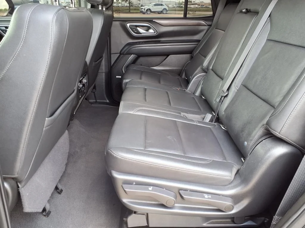 Used 2022 Black Chevrolet LT image 5