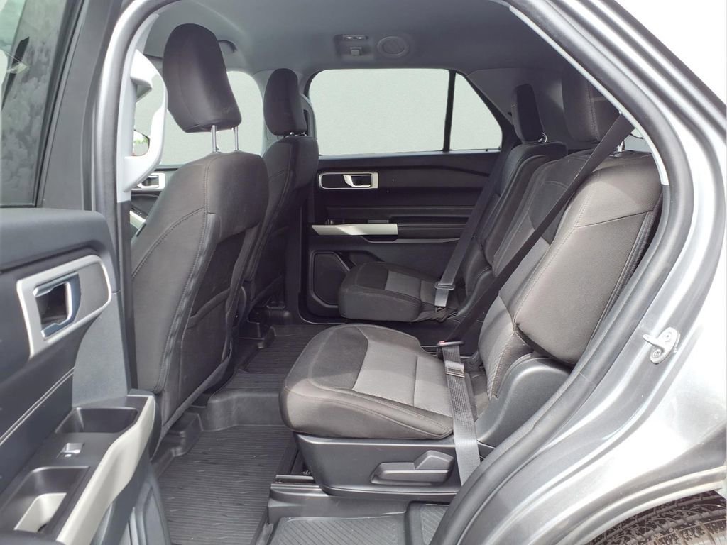 2022 Ford Explorer XLT - Photo 19