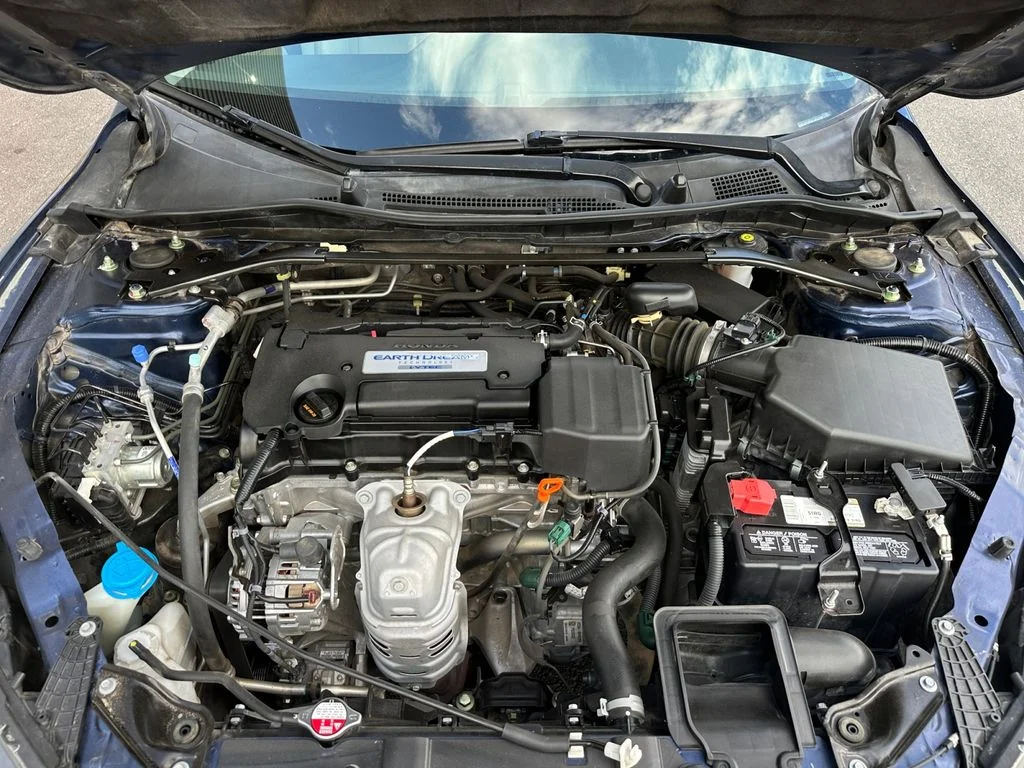 Used 2015 Blue Honda EX-L image 21