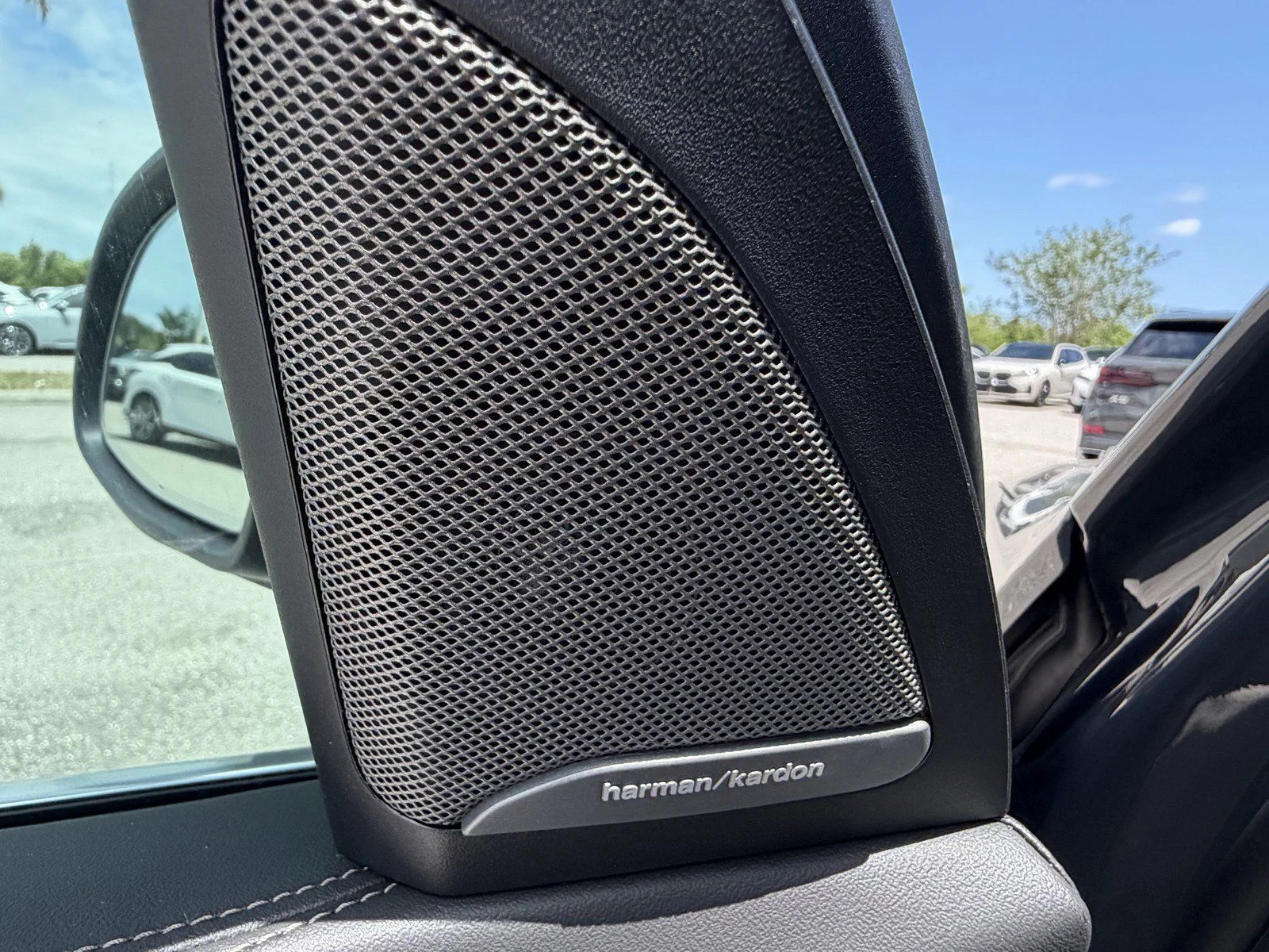 New 2026 Dravit Grey Metallic BMW sDrive40i image 27