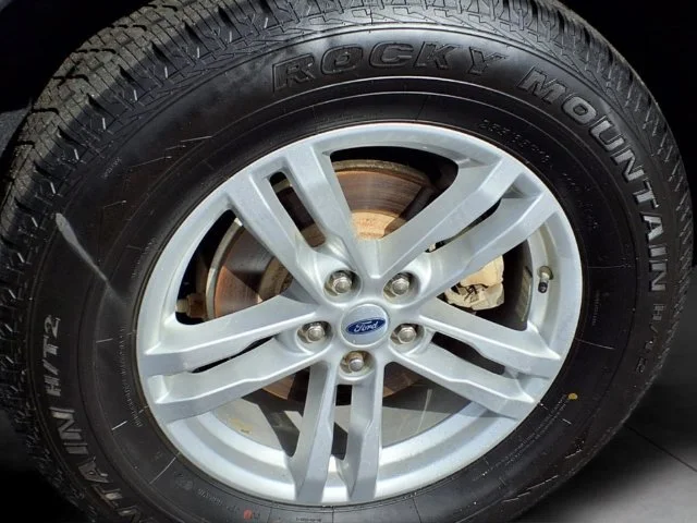 Used 2023  Ford XLT image 15