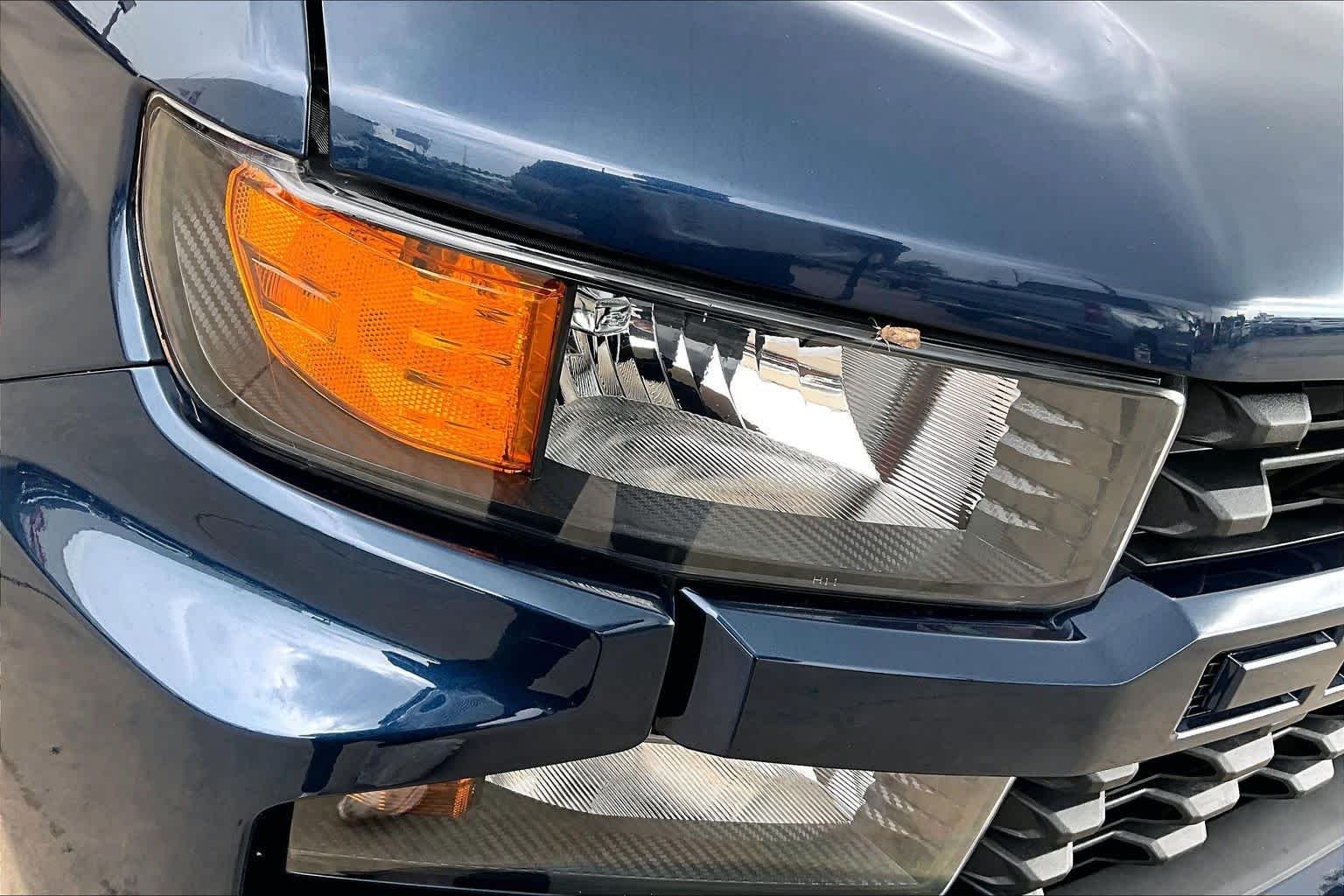 Used 2021 NORTHSKY BLUE METALLIC Chevrolet Custom image 28
