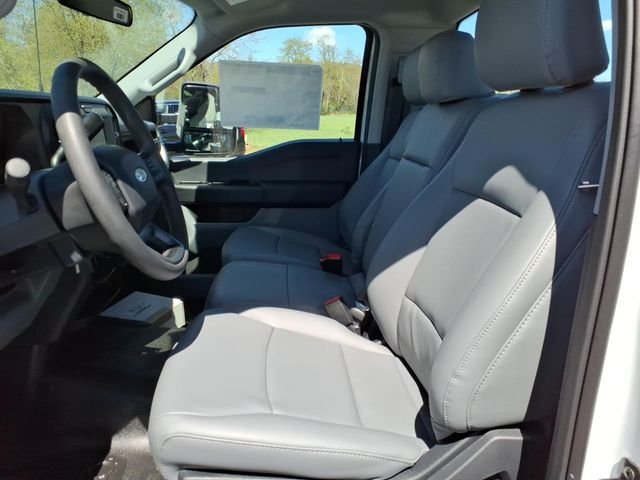 New 2026 Oxford White Ford F-350® XL image 9