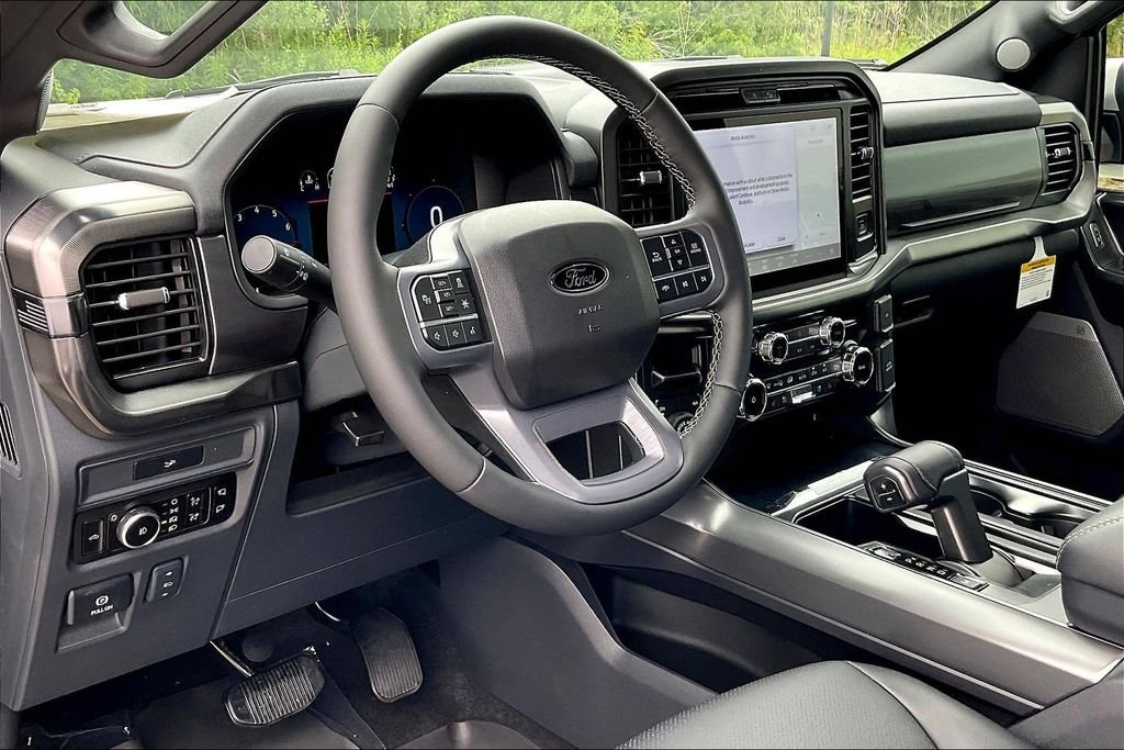 New 2026 Ford F-150 Lariat 4D SuperCrew