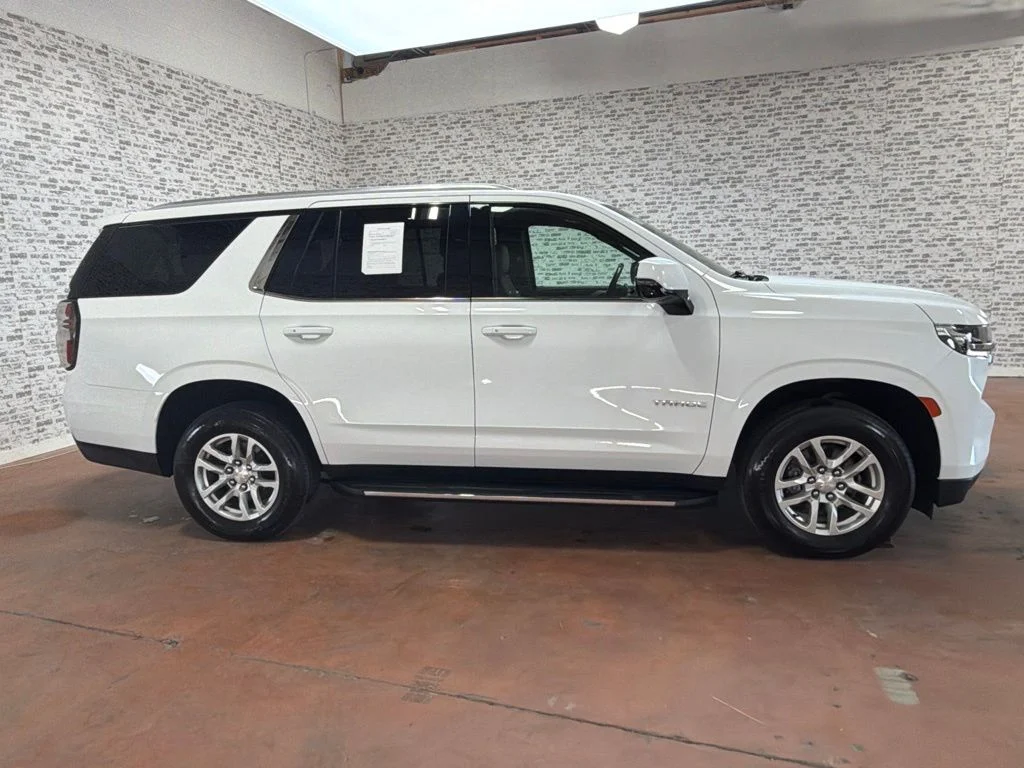 Used 2022 Summit White Chevrolet LT image 8