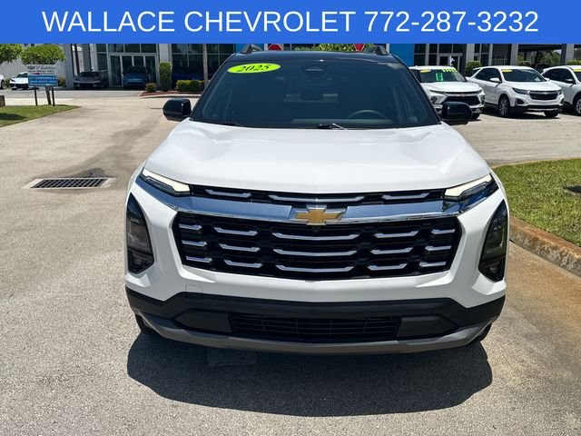Used 2025 White Chevrolet LT image 3