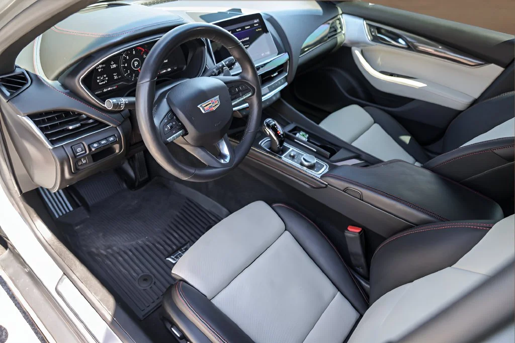 Used 2023 Silver Cadillac Sport image 10