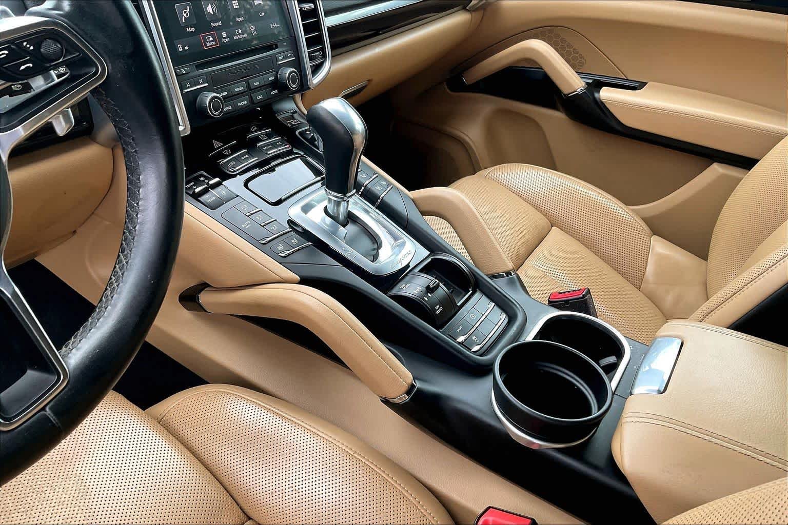 Used 2018 Black Porsche  image 15